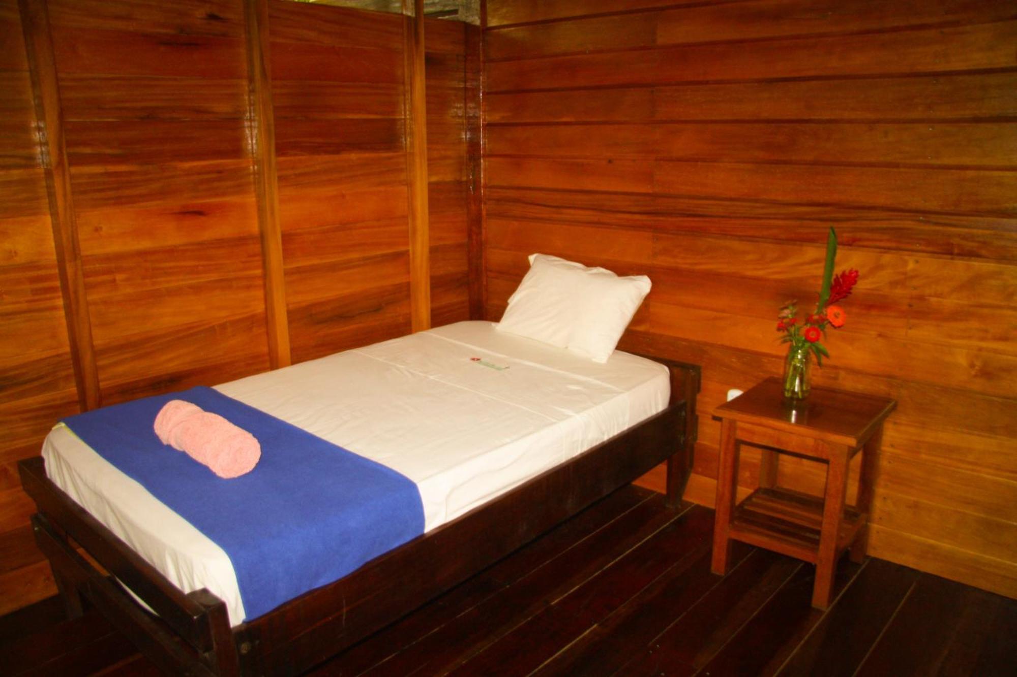 Passiflora Lodge Tambopata Puerto Maldonado Room photo